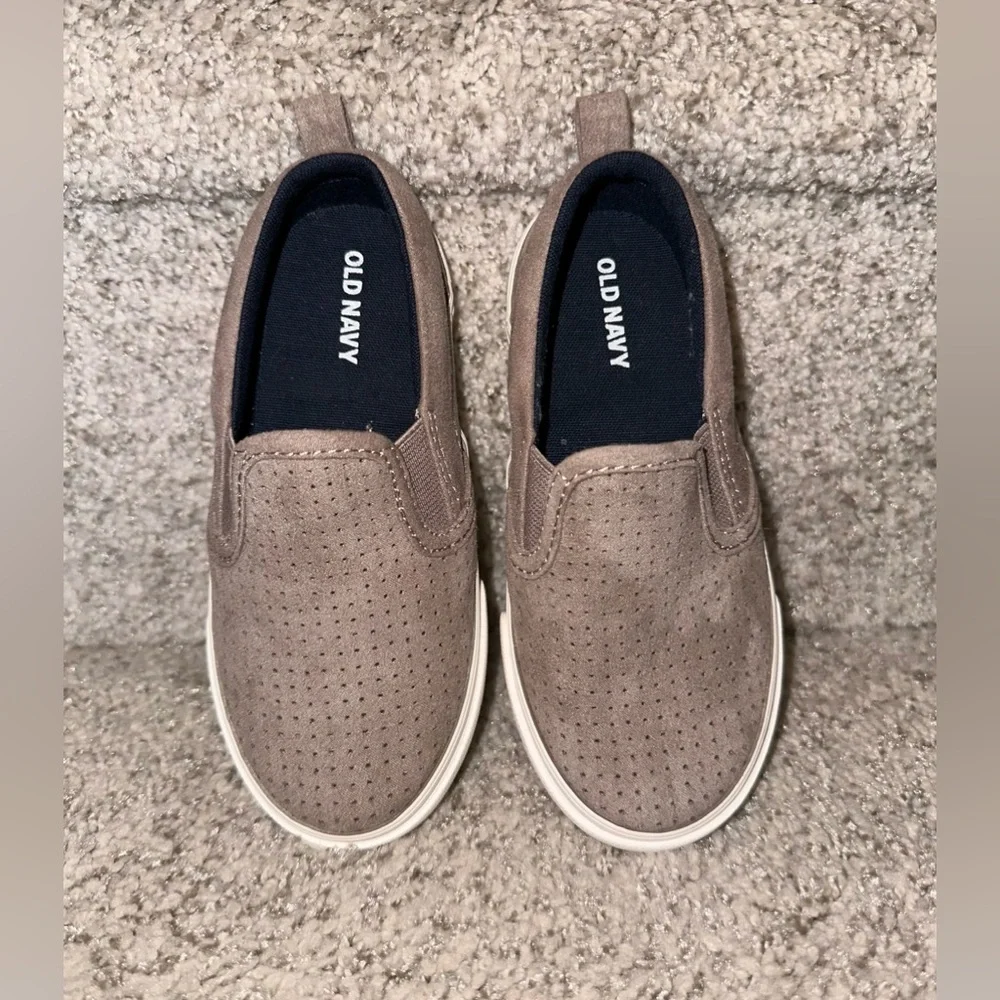 NEW✨ Old Navy Faux Suede Boys Moccasin